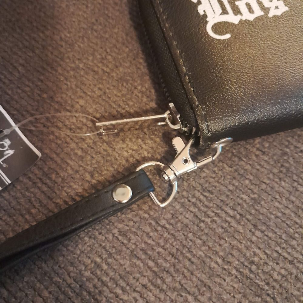 🤠NWT Rue 21 Los Angelos Print Wallet - Picture 2 of 4